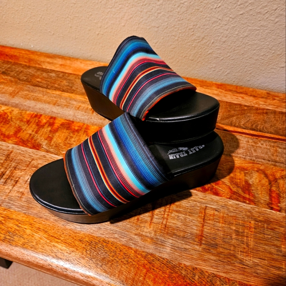 Crazy Train Slides Size 8 Multi-color